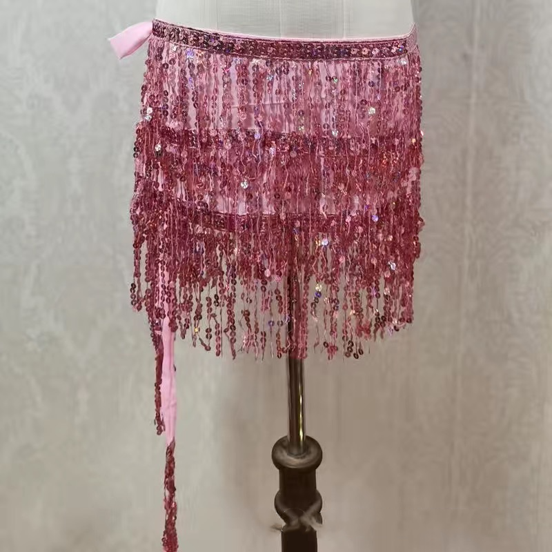 The pink trimester of the waist chain